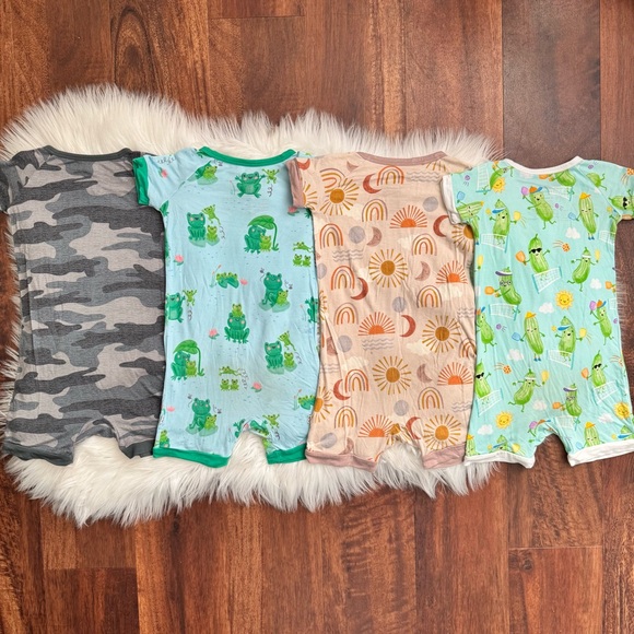 Little Sleepies Bundle of Four Shorty Zippy Size 12-18 Months - Picture 5 of 5